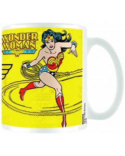 Šalica Pyramid DC Comics: Wonder Woman - Wonder Woman
