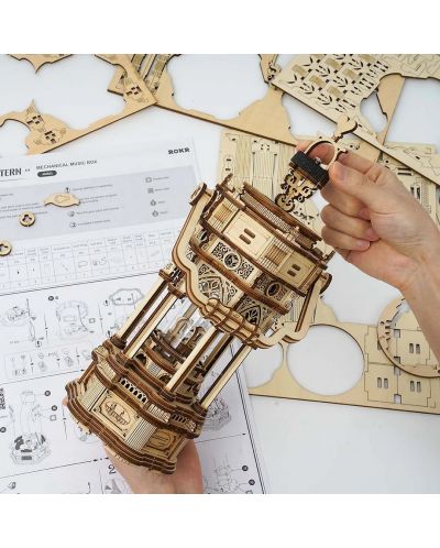 Drvena 3D slagalica  Robo Time od 336 dijelova - Viktorijanska svjetiljka - 2