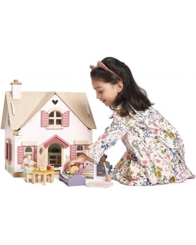 Drvena kućica za lutke Tender Leaf Toys - Naša kućica - 4