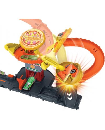 Set za igru Hot Wheels City - Zmija u pizzeriji, s kolicima - 6