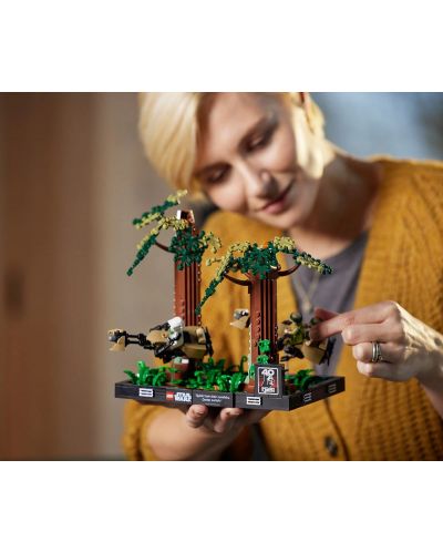 Konstruktor LEGO Star Wars - Diorama Endor Chase (75353) - 8
