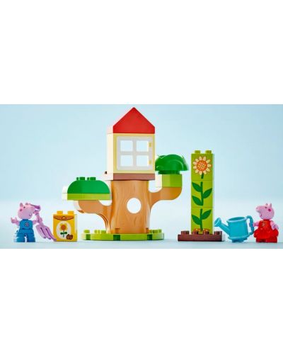 Konstrukcijski set LEGO Duplo - Peppa Pig vrt i kućica na drvetu  (10431)  - 7