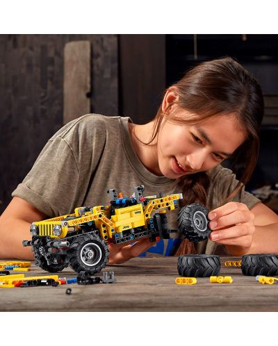 Konstruktor Lego Technic - Jeep Wrangler (42122) - 5