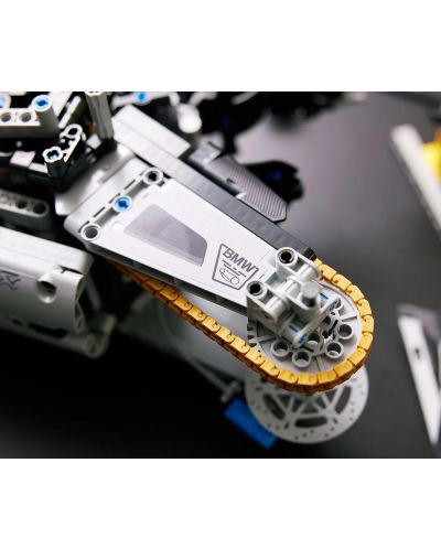 Кonstruktor Lego Technic - BMW M 1000 RR (42130) - 6