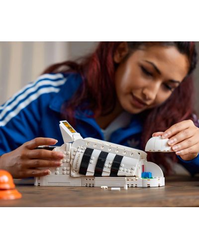 adidas gazelle silver green womens XL Acrylic Display Case for LEGO Adidas Superstar