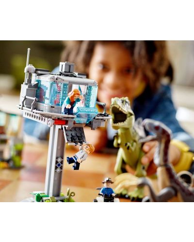 Konstruktor Lego Jurassic World - Napad Gigantosaurusa i Therizinosaurusa (76949) - 9