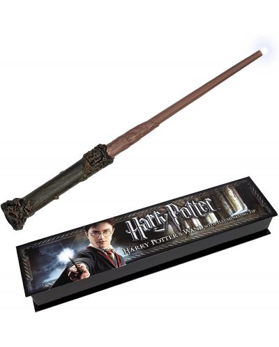 Čarobni štapić The Noble Collection Movies: Harry Potter - Harry's Wand (Светеща), 36 cm - 1
