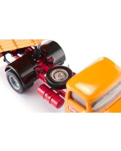 Metalna igračka Siku - Kamion s prikolicom i fadroma Mercedes-Benz 710 - 3