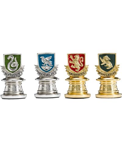 Šah The Noble Collection - The Hogwarts Houses Quidditch Chess Set - 5
