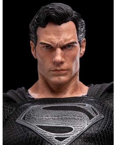 Kipić Weta DC Comics: Justice League - Superman (Black Suit), 65 cm - 7