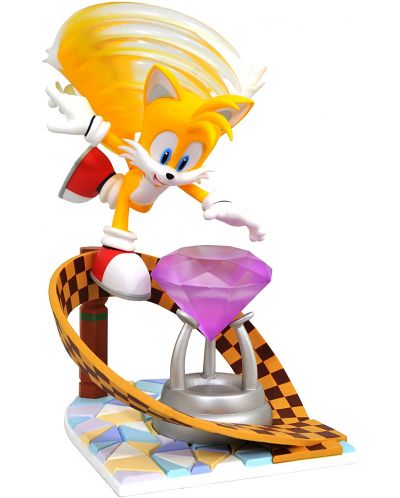 Kipić Diamond Select Games: Sonic The Hedgehog - Tails, 23 cm - 1