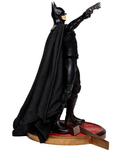 Kipić DC Direct DC Comics: The Flash - Batman (Michael Keaton), 30 cm - 7