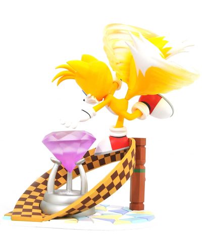 Kipić Diamond Select Games: Sonic The Hedgehog - Tails, 23 cm - 4