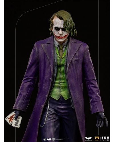 Kipić Iron Studios DC Comics: Batman - The Joker (The Dark Knight) (Deluxe Version), 30 cm - 8