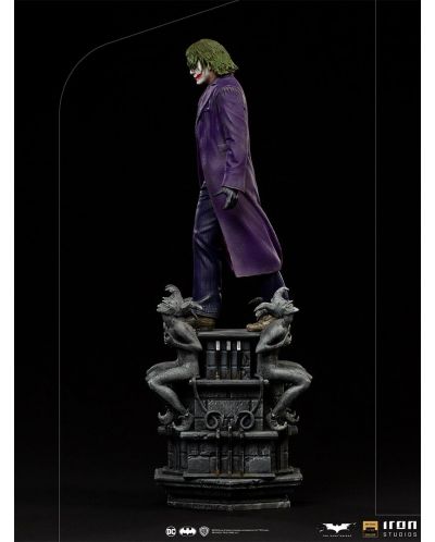 Kipić Iron Studios DC Comics: Batman - The Joker (The Dark Knight) (Deluxe Version), 30 cm - 6