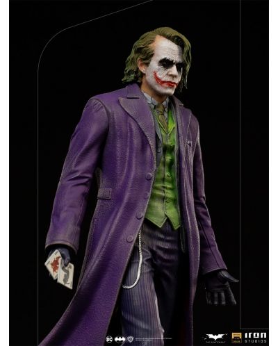 Kipić Iron Studios DC Comics: Batman - The Joker (The Dark Knight) (Deluxe Version), 30 cm - 7