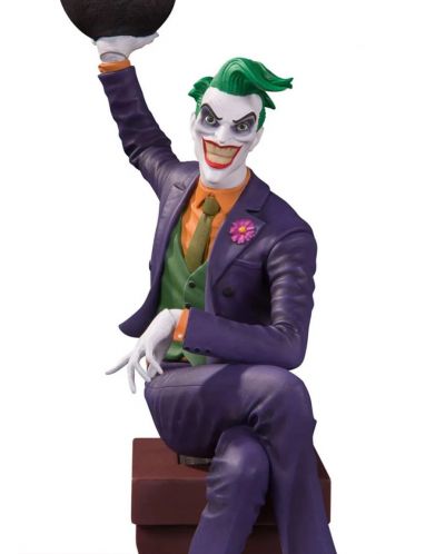 Kipić DC Direct DC Comics: Batman - The Joker (Rogues Gallery), 30cm - 2