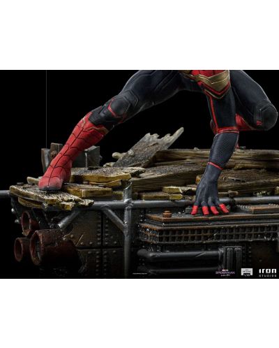 Kipić Iron Studios Marvel: Spider-Man - Spider-Man (Peter #1), 19 cm - 8