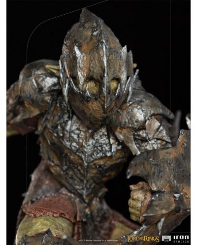 Kipić Iron Studios Movies: Lord of The Rings - Armored Orc, 20 cm - 6