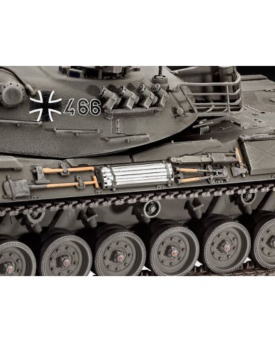 Sastavljeni model Revell - Tenk G. K. Leopard 1 (03240) - 5