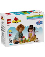 Konstrukcijski set LEGO Duplo - Peppa Pig vrt i kućica na drvetu  (10431) 