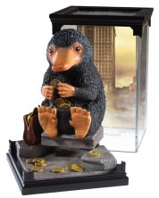 Kipić The Noble Collection Movies: Fantastic Beasts - Niffler (Magical Creatures), 18 cm