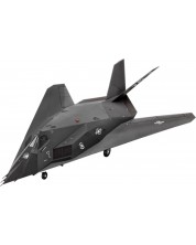 Model za sastavljanje Revell Vojni: Zrakoplovi - Stealth Nighthawk