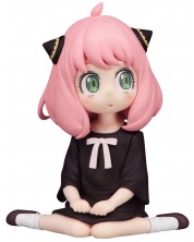 Kipić FuRyu Animation: Spy x Family - Anya Forger (Sitting on the Floor) (Noodle Stopper), 7 cm