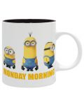 Šalica ABYstyle Animation: Minions - Friday vs Monday - 1t