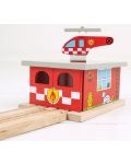 Dječja drvena igračka Bigjigs - Vatrogasna postaja - 3t