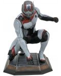 Figurica Diamond Select Marvel: Avengers - Ant-Man, 23 cm - 1t