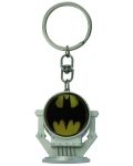 Privjesak za ključeve 3D ABYstyle DC Comics: Batman - Bat-Signal - 1t