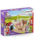 Set figurica Schleich Farm World Horses - Hannahini konji i pas Ruby - 7t