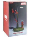 Svjetiljka Paladone Marvel: Spider-Man - Spidey on Lamp, 33 cm - 6t