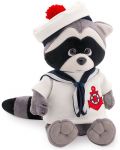 Plišana igračka Оrange Toys Life - Rakun Denny, s mornarskim odijelom i kapom, 20 cm - 1t