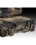 Model za sastavljanje Revell Vojni: Tenkovi - Leopard 1A5 - 2t