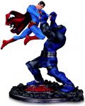 Kipić DC Direct DC Comics: Superman - Superman vs Darkseid (3rd Edition), 18 cm - 1t