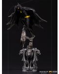 Kipić Iron Studios DC Comics: Batman - Batman (Batman Returns) (Deluxe Version), 34 cm - 4t