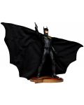 Kipić DC Direct DC Comics: The Flash - Batman (Michael Keaton), 30 cm - 3t