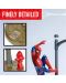 Svjetiljka Paladone Marvel: Spider-Man - Spidey on Lamp, 33 cm - 4t