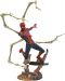Kipić Diamond Select Marvel: Avengers - Iron Spider-Man, 30 cm - 3t